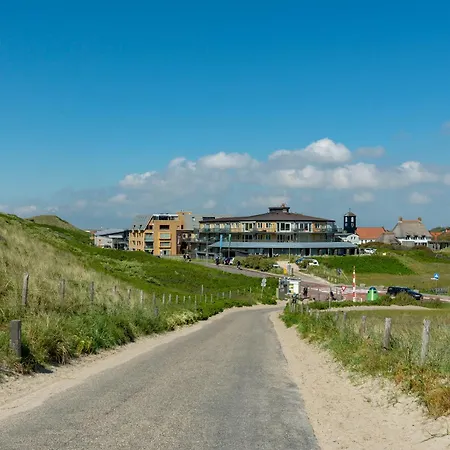 Duynsuites Aan Zee Holiday home *